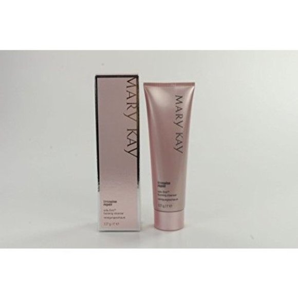 Mary KayTimeWise Repair Volu-Firm Foaming Cleanser - Picture 4 of 6